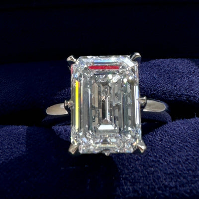 14k White Gold 6-prongs-set 6ct Emerald-cut Lab Diamond on 3mm Curvy Mirror Band Custom Ring, size 6.25