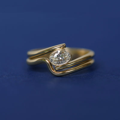 18k Yellow Gold and Oval Diamond Bypass Engagement and Wedding Band Rings Set