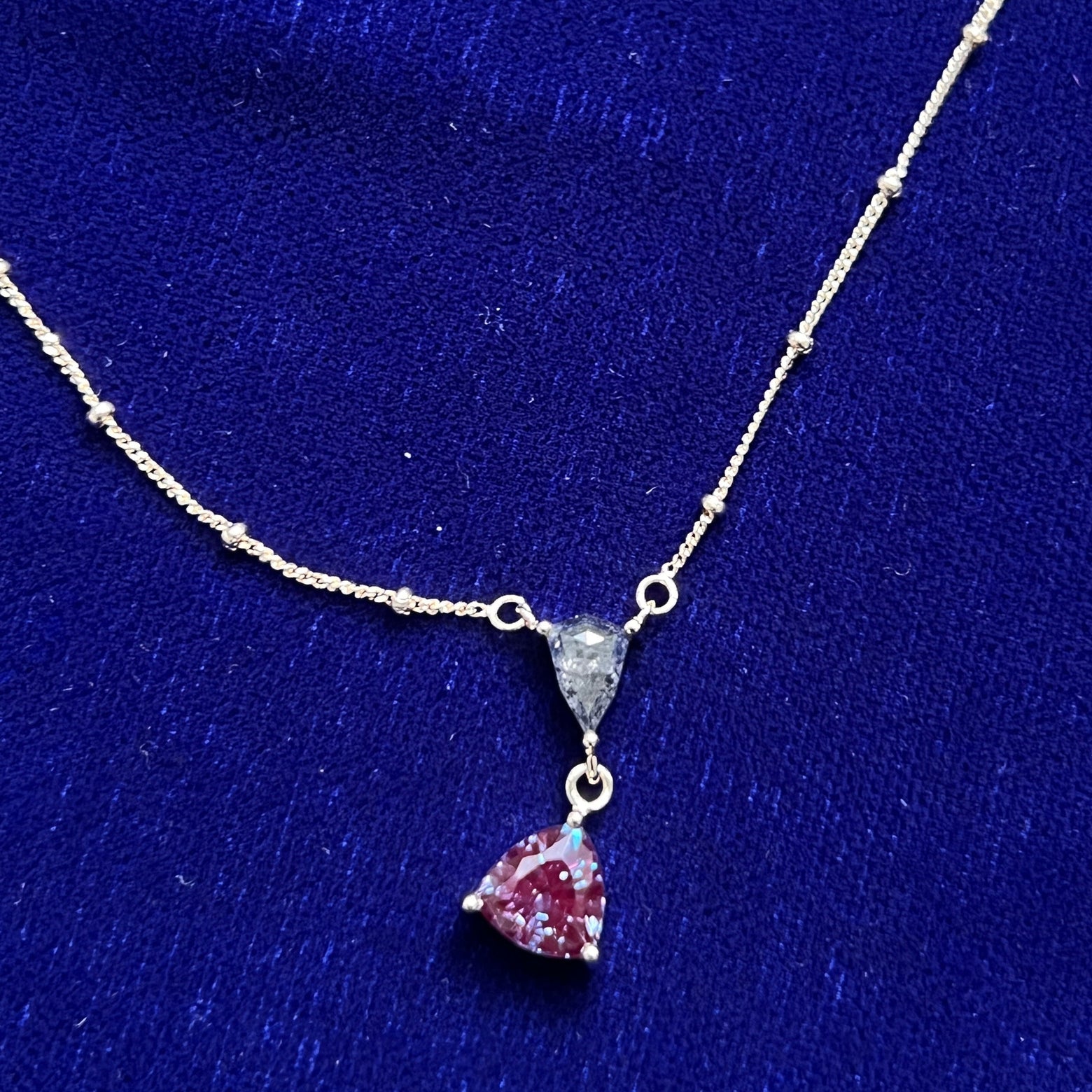 14k Yellow Gold 1.60ct Trillion Lab Alexandrite and 0.65ct Shield Salt-and-pepper Diamond set on 18" Beaded Chain
