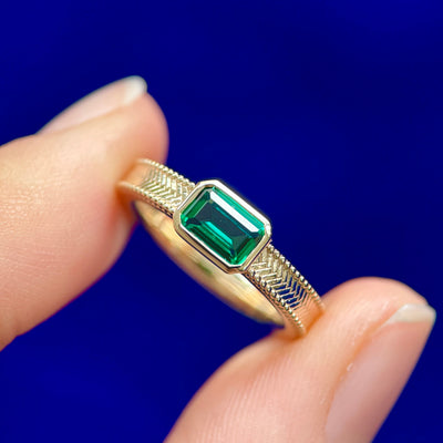 14k Yellow Gold Horizontally-set Emerald-cut 6x4mm Lab Emerald on Milgrain Border Embossed Geometric Lines Band Custom Ring, size 4.25