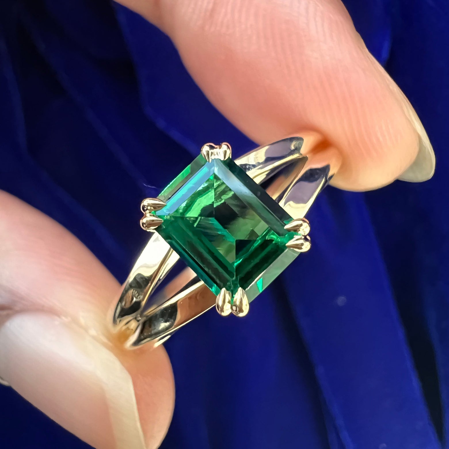14k Yellow Gold and 2ct 8x6mm Emerald-cut Lab Emerald Set into Custom Split Band Ring, size 11
