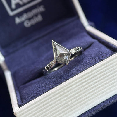 950 Platinum and Low-thin-bezel-set 1.58ct 11x7mm Kite Salt-and-pepper Diamond with 6pc Gradient White to Black Diamonds Accent 2mm Band Custom Ring, size 6.5