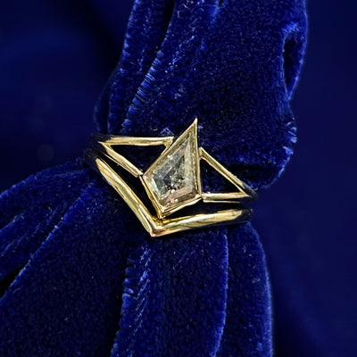 14k Yellow Gold and 0.95ct Kite Salt-and-pepper Diamond Split Shank with Matching Band Custom Rings Set, size 4