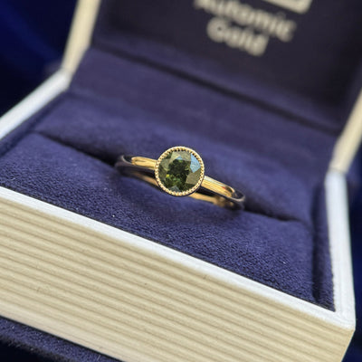 14k Yellow Gold and Milgrain Bezel-low-set 5mm 0.82ct Round Green Sapphire on 1.7mm Mix Mirror Band Custom Ring, size 4