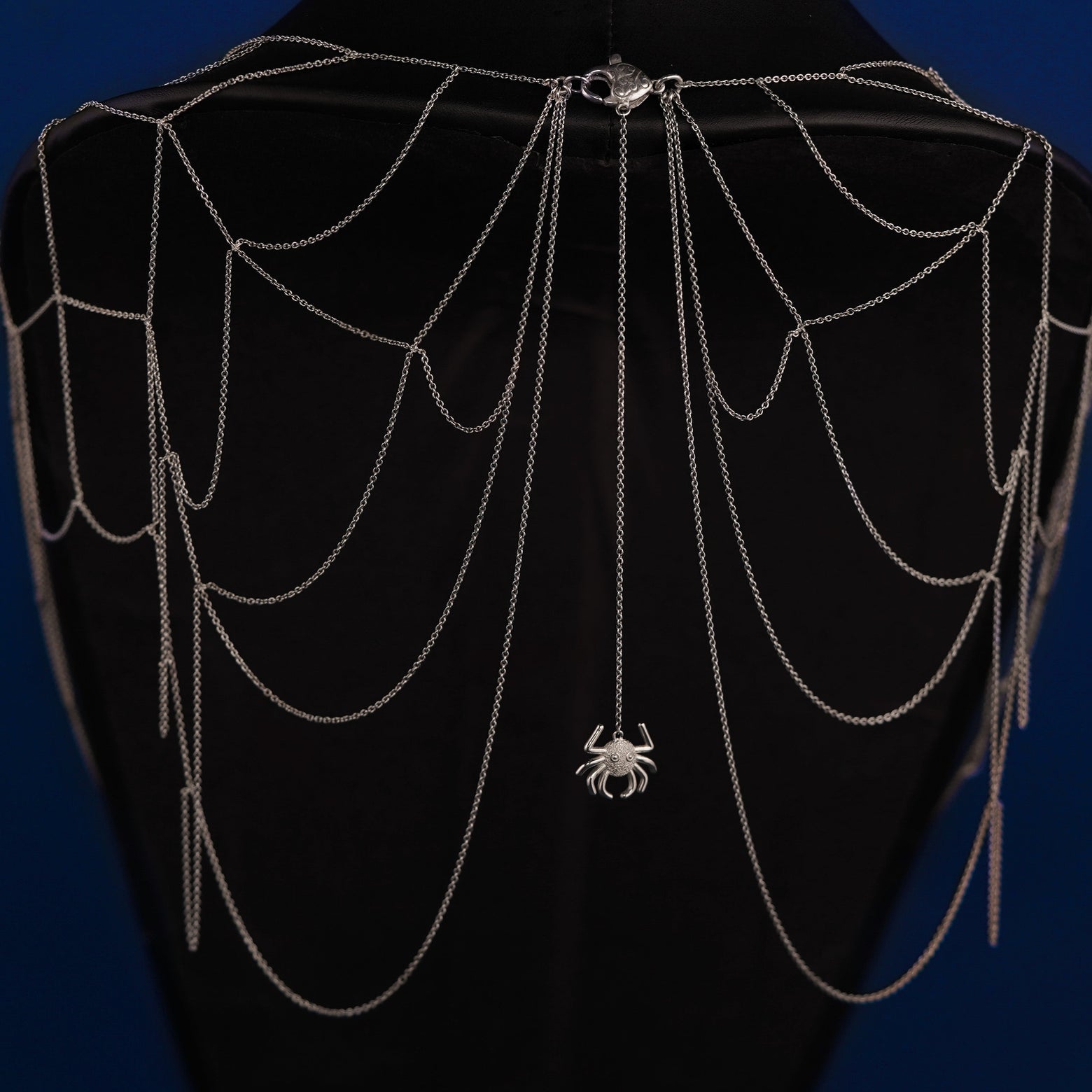 spider-web-neckalce back