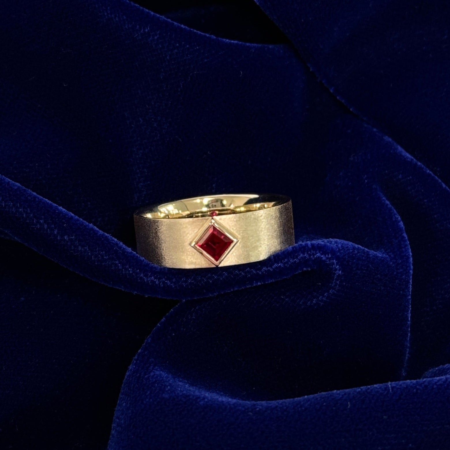 14k Yellow Gold 4mm Diagonal Bezel Set Carre Cut Dark Red Ruby on 7mm Industrial Matte Band (