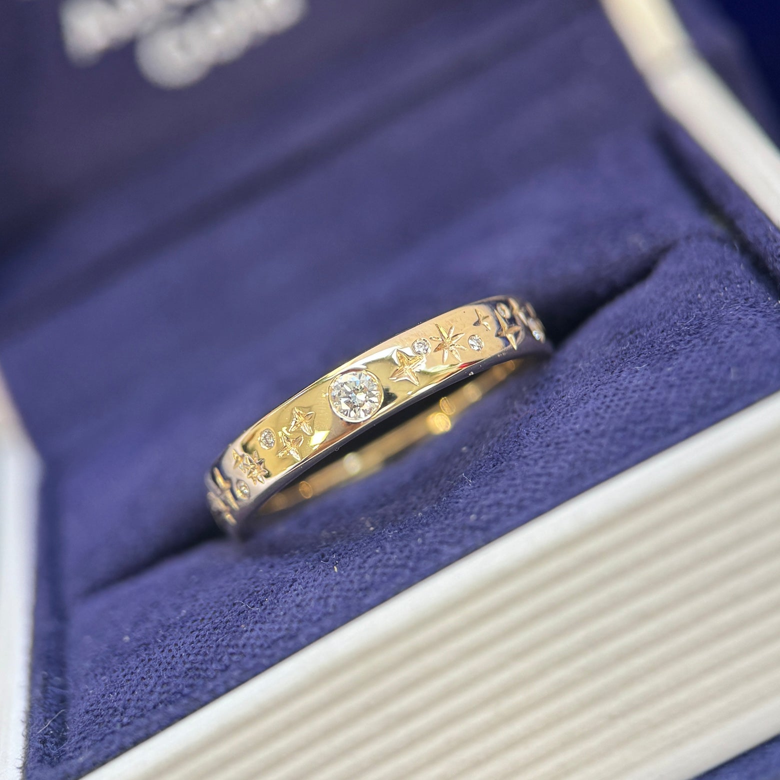 14k Yellow Gold 2mm Center Lab Diamond with Small Lab Diamonds and Stars on 3.5mm Mix Mirror Band Custom Ring, Size 6